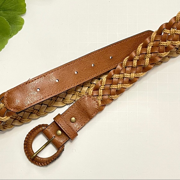 Vintage Belt - Picture 3 of 4